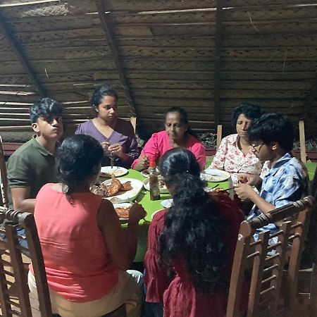 Ceylon Beach Haven Uppuveli Trincomalee Kültér fotó