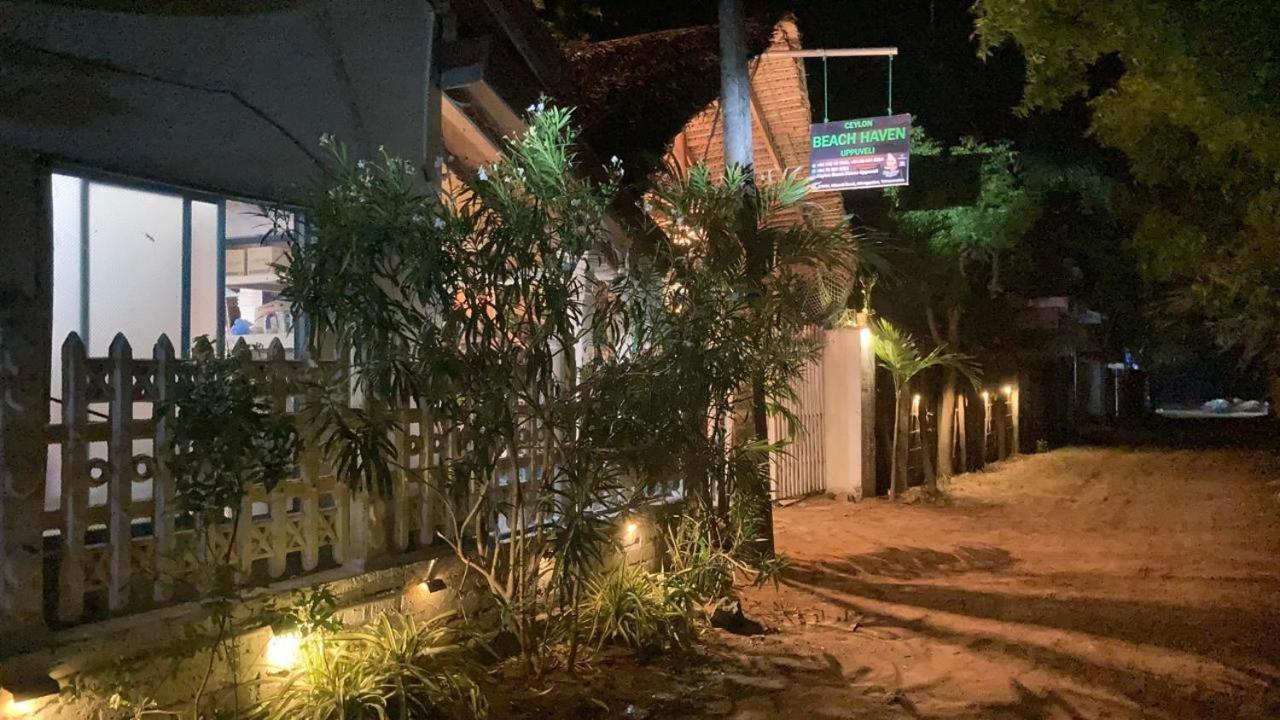 Ceylon Beach Haven Uppuveli Trincomalee Kültér fotó