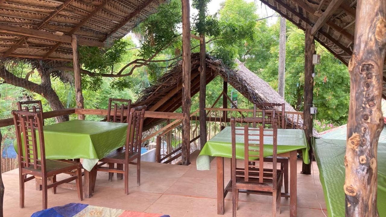 Ceylon Beach Haven Uppuveli Trincomalee Kültér fotó