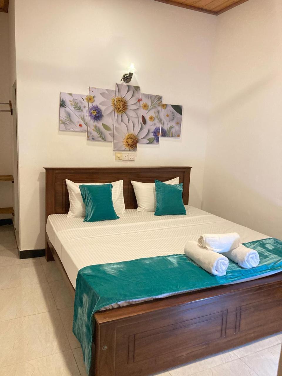 Ceylon Beach Haven Uppuveli Trincomalee Kültér fotó